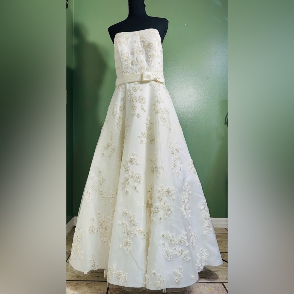 Oleg cassini wedding drees